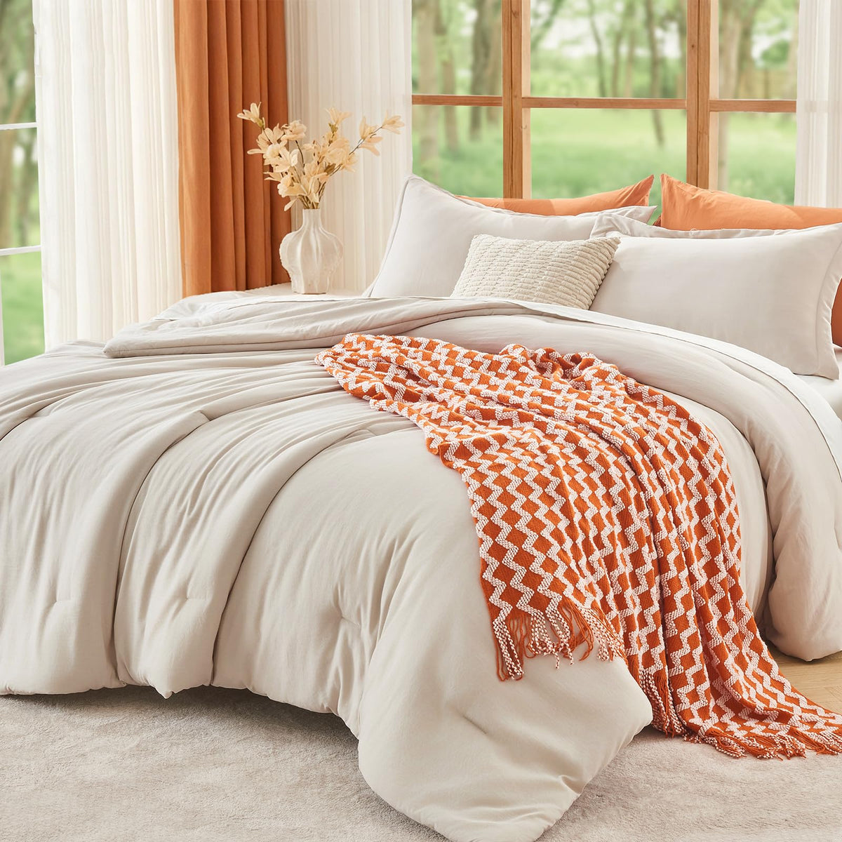 Beige King Size 3 Piece Comforter Set N28740